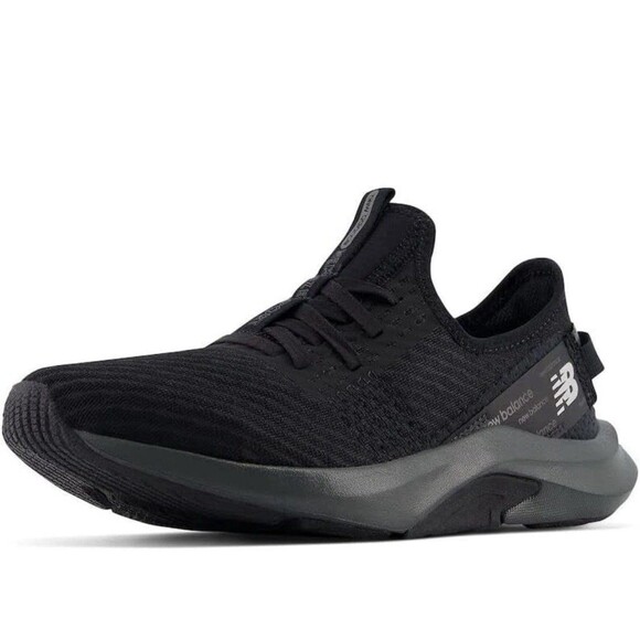 New Balance Shoes - New Balance Women's Size 8 DynaSoft Nergize Sport V2 Cross Trainer